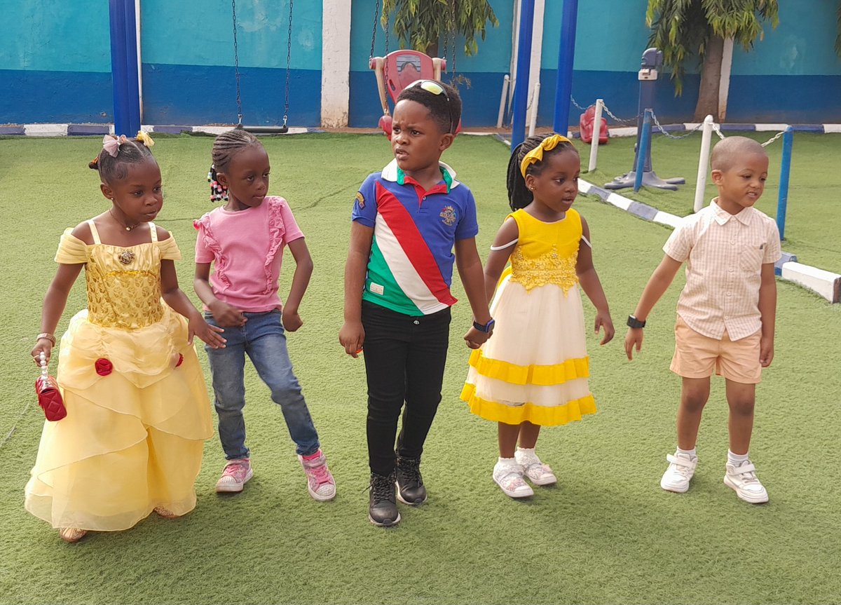 PaceSetters12's tweet image. Relaxation day! It's our class Paaaaaarty!!! 🥳🥳🥳🥳🥳 🎶🎶🩰🩰👞👢👢👠🥿🎉💃🎶 💃 💃@ Pacesetters' Academy, Wuse. Our pupils were really excited! 🥳🥳🥳🥳

#PacesettersAcademyAbuja 
#PacesettersAcademyWuse
#settingthepace
#bestschoolinabuja
#bestschoolintheworld
#classparty
