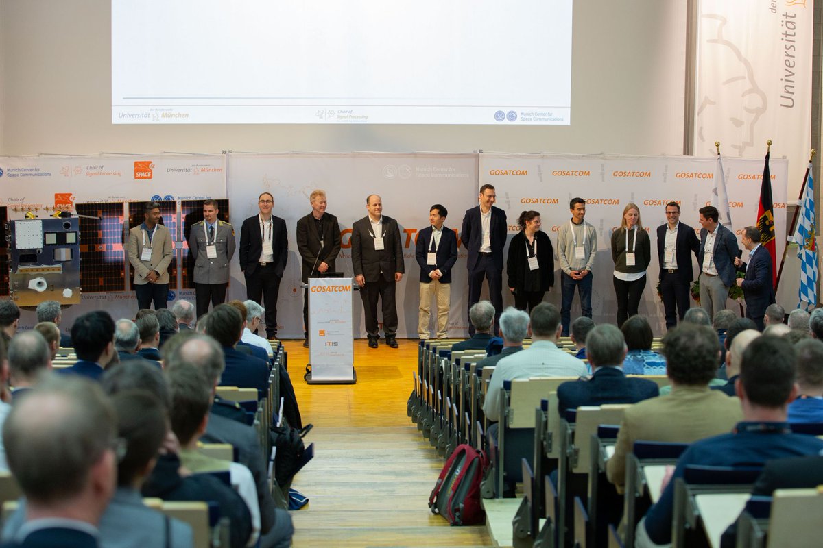 Paradigma_Tech's tweet image. 🚀 Proud to be at #GOSATCOM2025 at @unibw, showcasing our K/Ka Band Horn #Antenna for the #SeRANIS mission!
🛰️ Can you spot it? 👀
We also contributed with our K/Ka Band #Transceiver Module, working with the onboard gigabit #SDR.
#Athene1 #KaBand #NewSpace #Innovation 🚀🌍