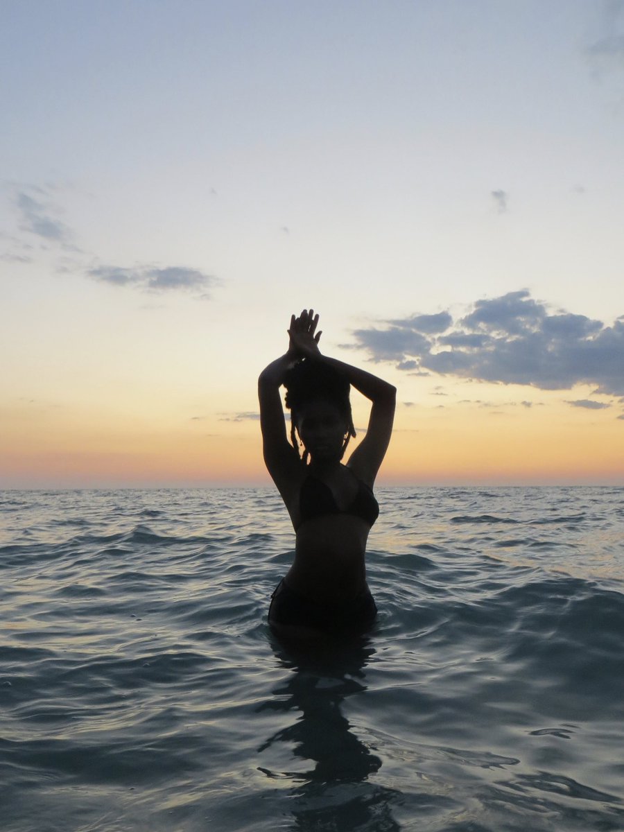 MsPinkstarr's tweet photo. Peace of mind 🌅🌅 https://t.co/Klo5MS6iLp