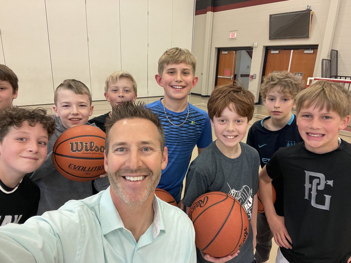 LICDaecher's tweet photo. Took another L in my game of HORSE with my PBIS team tickets award winners ⁦@hempfield⁩ https://t.co/XeDPCXQQXx