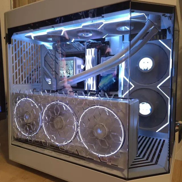JakefaceCustoms (@jakefacecustoms) on Twitter photo Another great example sent in by a customer. This is my Hyte Y60 custom vented side panel. This one is lines cubed design, clear color. Installs just like the stock panel and improves airflow. Link in bio or google jakefacecustoms. Another great example sent in by a customer. This is my Hyte Y60 custom vented side panel. This one is lines cubed design, clear color. Installs just like the stock panel and improves airflow. Link in bio or google jakefacecustoms.