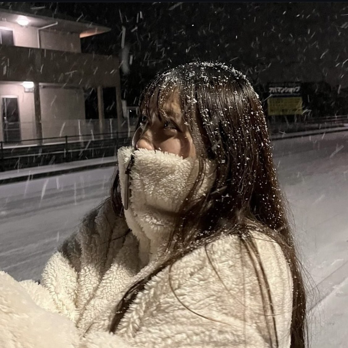 教育学部所属で面倒見のいいあきほ。部活中はいつも選手とASのことを思って動いてくれる。バレンタインには
06みんなにチョコレートを作ってくれた！部活以外でもみんなに優しく接してくれるに

【名前】公原亜季歩
【学年】新2年生
【学部】教育学部
【ポジション】MG
【出身高校】松山聖陵（愛媛）