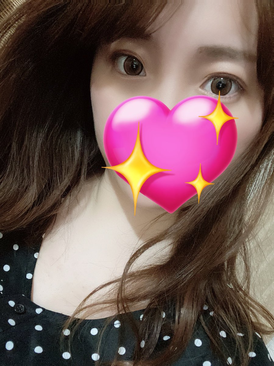 気づいたら３月ももうすぐ終わっちゃうの今気づいた、、❗️

うるに会いたい人〜🙋‍♀️
今日も5時までいます🪄💓