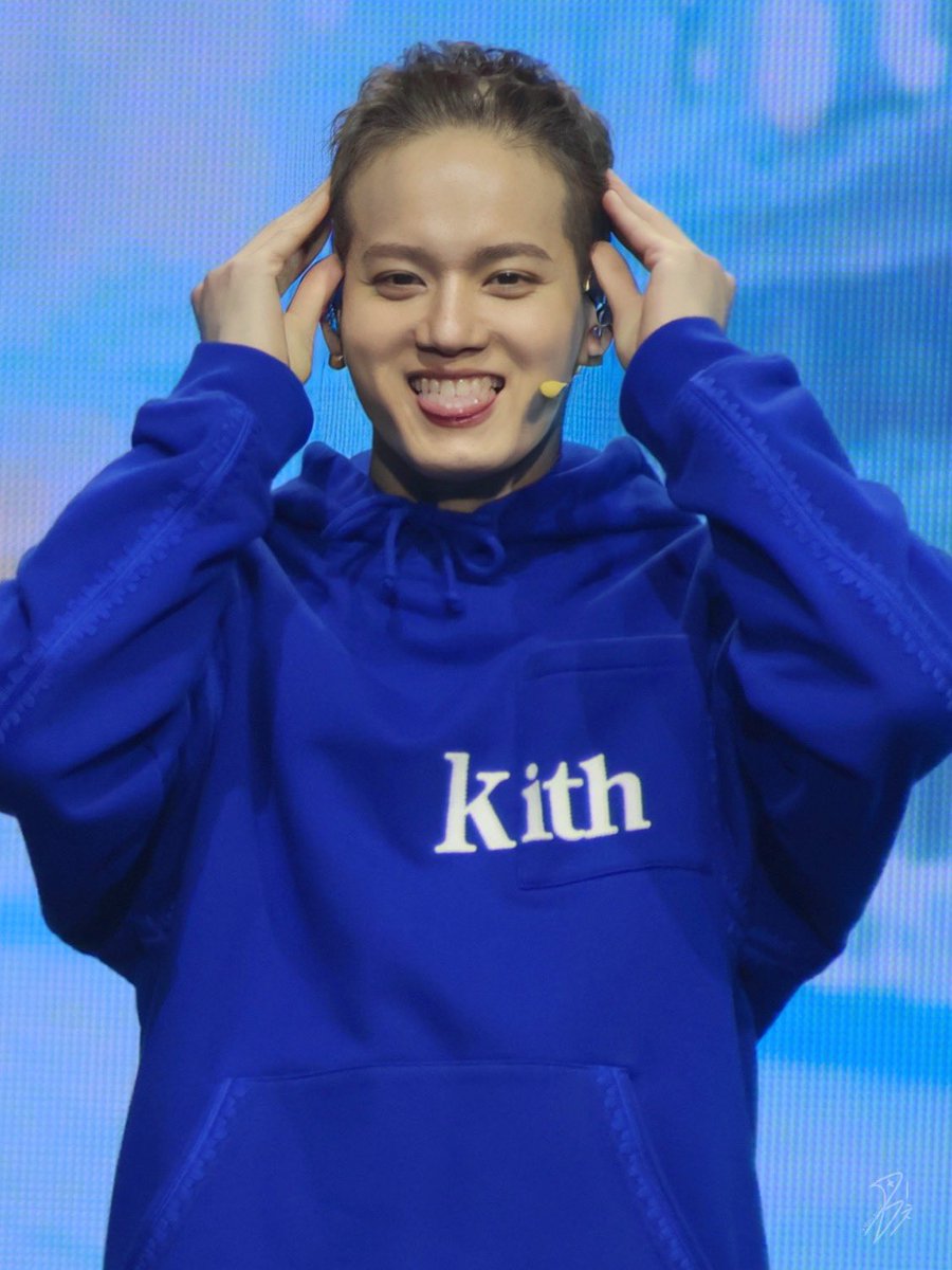 Mylightpeniel's tweet photo. 250323 비투비 멜림픽 막콘 #프니엘 

૮꒰ྀི ⸝⸝´ ᵕ `⸝⸝ ꒱ྀིა  x 2

#비투비 #BTOB
#프니엘 #Peniel
@PenielShin https://t.co/vtXem7ngFc