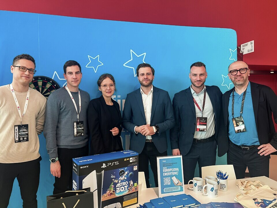 See you at #InvestCuffs in Krakow! 🎉 Chat with Miso, Riso, Klaudia, Mati, Szymon, and Przemek about the future of investing. Swing by our booth for fun challenges, surprises, and strategy talks. Can’t wait to meet you! 🎯

#investing #finance #conference