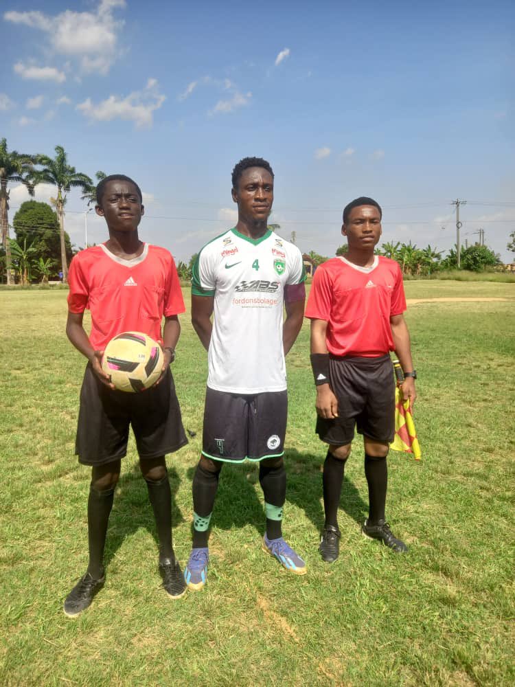 kickoff ⚽️ 👍 #apedwawolffootballclub💚⚽️ @easternrfa_