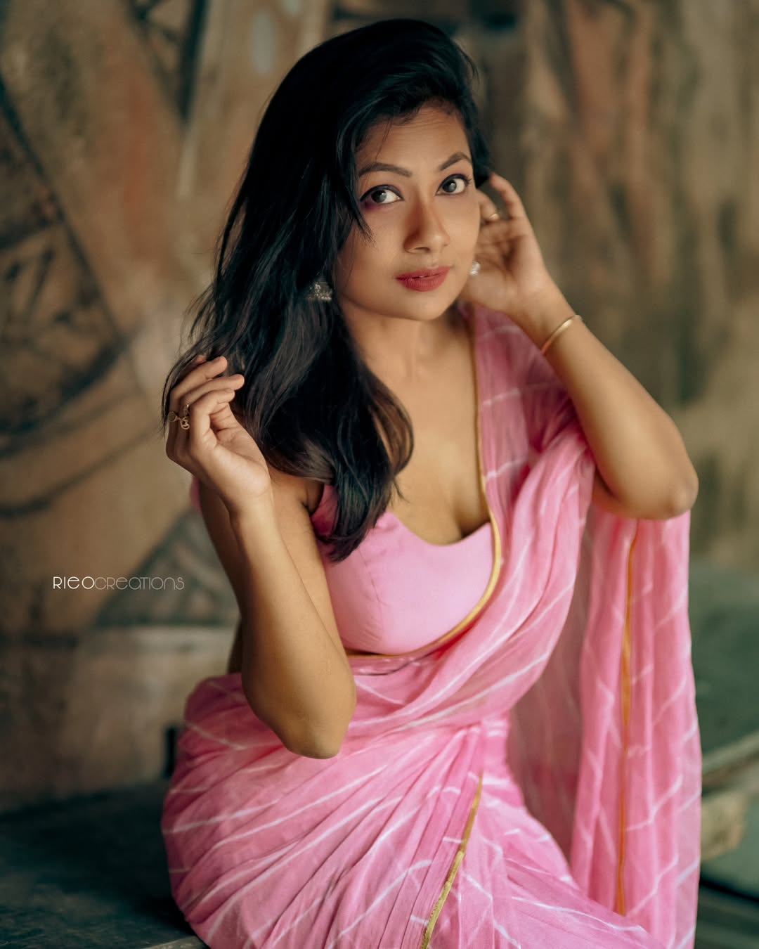 GnIyO6ja0AAcwl8?format=jpg&name=large