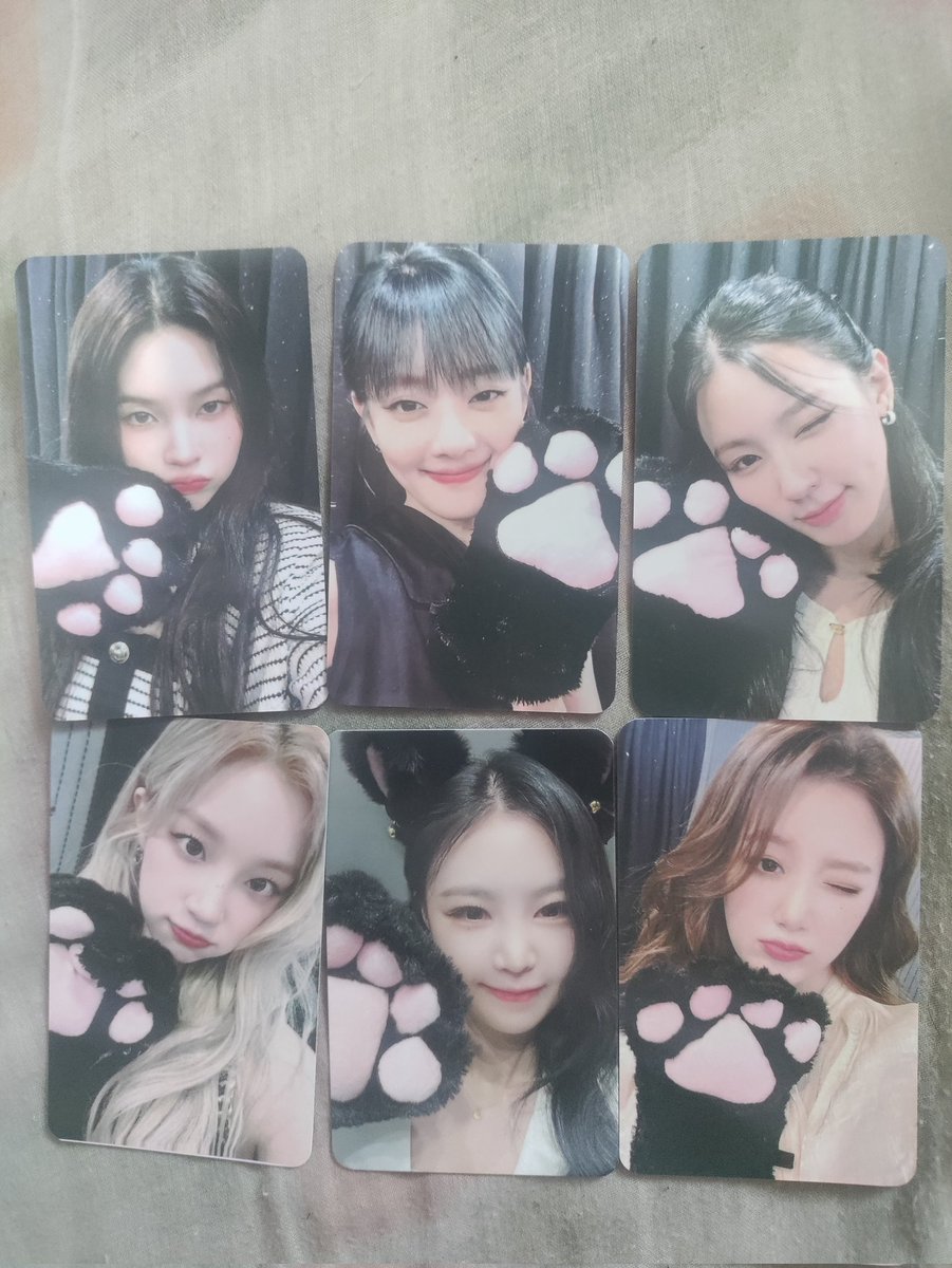 RubyPandaArts's tweet image. Ot6 in random places 

#GIDLE #SOOJIN