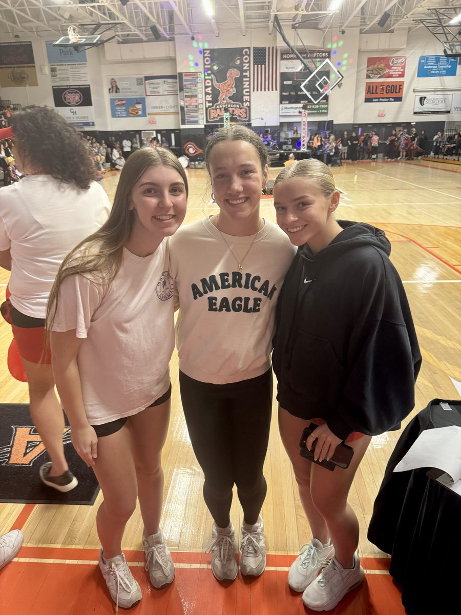 CoachOlson11's tweet image. The @RaptorReporters crushed it helping at the @AndersonRaptors pep rally this morning!! They are the most kind and helpful students!!!