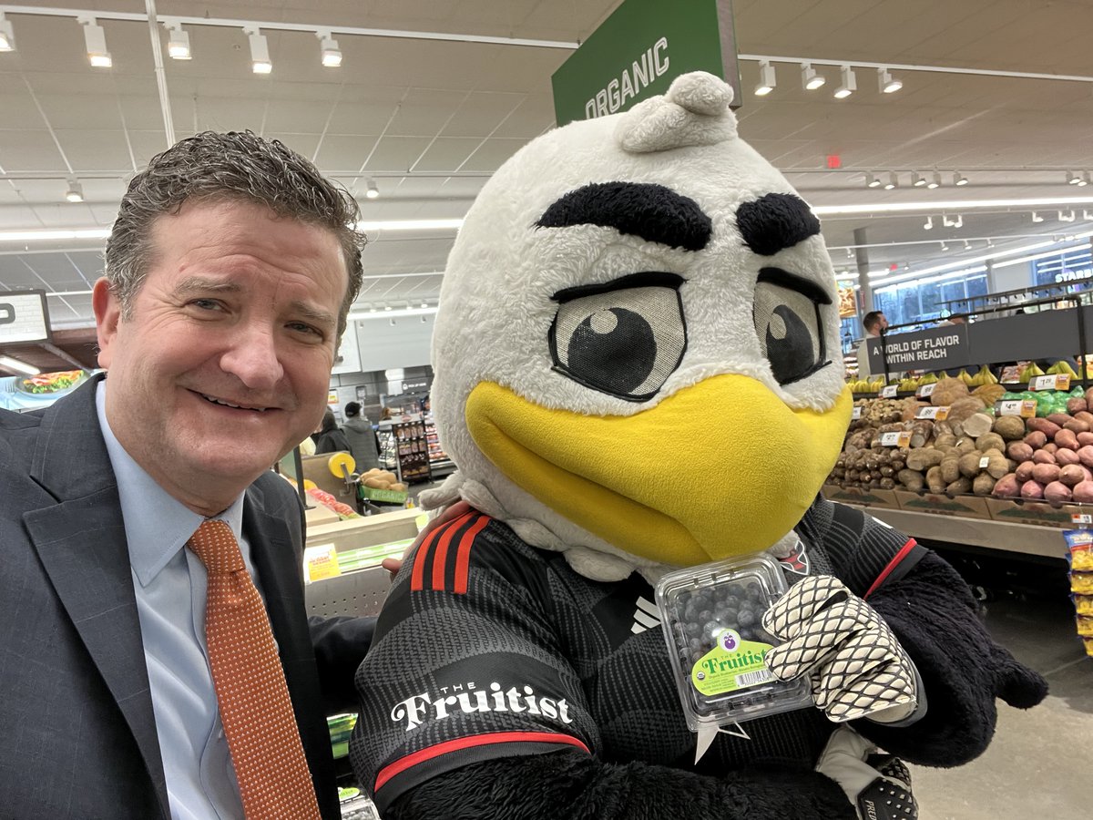 Dave Johnson (@davejsports) on Twitter photo Great to be with <a href="/TalonDCU/">Talon</a> as we opened <a href="/GiantFood/">Giant Food</a> South Lake Bowie. And yes, we love Fruitist . <a href="/dcunited/">D.C. United</a> Radio 7:15 Saturday <a href="/iHeartRadio/">iHeartRadio</a> sync <a href="/AppleTV/">Apple TV</a> <a href="/ScreamingEagles/">ScreamingEagles</a> <a href="/Barra_Brava/">Barra Brava</a> <a href="/LBDD17/">La Banda Del Distrito</a> <a href="/BuzzardPointSoc/">Buzzard Point Social</a> <a href="/NestDevil09/">Kim Kolb</a> <a href="/brucemurrayHOF/">bruce murray</a>
#ItsInTheNet #DCU Great to be with <a href="/TalonDCU/">Talon</a> as we opened <a href="/GiantFood/">Giant Food</a> South Lake Bowie. And yes, we love Fruitist . <a href="/dcunited/">D.C. United</a> Radio 7:15 Saturday <a href="/iHeartRadio/">iHeartRadio</a> sync <a href="/AppleTV/">Apple TV</a> <a href="/ScreamingEagles/">ScreamingEagles</a> <a href="/Barra_Brava/">Barra Brava</a> <a href="/LBDD17/">La Banda Del Distrito</a> <a href="/BuzzardPointSoc/">Buzzard Point Social</a> <a href="/NestDevil09/">Kim Kolb</a> <a href="/brucemurrayHOF/">bruce murray</a>
#ItsInTheNet #DCU
