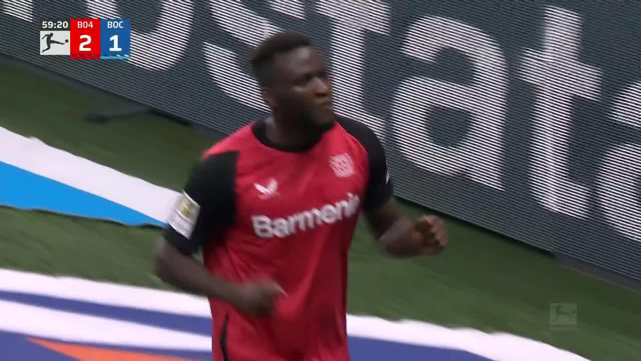 Boniface gives his side the lead on a wonderful set piece from Leverkusen 🎯
