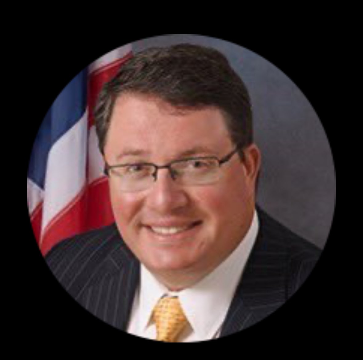 Based purely on Twitter replies, this guy might be the most disliked politician I’ve seen on this app and that is really saying something. Even his own voters seem to hate him