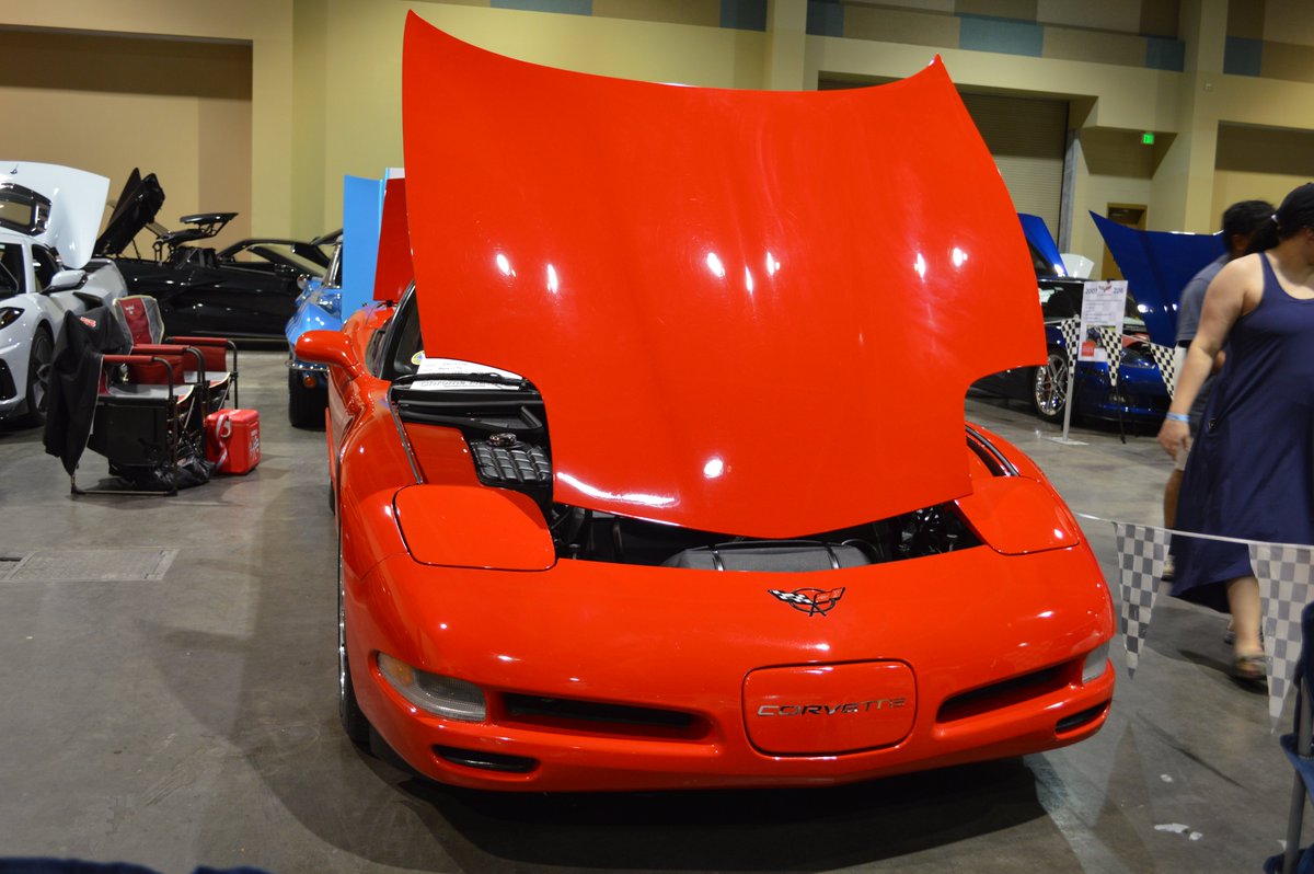 CorvetteChevyEx's tweet photo. Our #CaroftheDay is Dan Crisp’s 1999 C5 Corvette Convertible! 🏆

This beauty grabbed 2nd in Class at the #CorvetteChevyExpo in #Galveston.
Red hot + C5 muscle = 👌
#Corvette #C5Corvette #Convertible #1999Corvette #VetteVues #CarShow #GalvestonIsand https://t.co/bdz3GybCmb