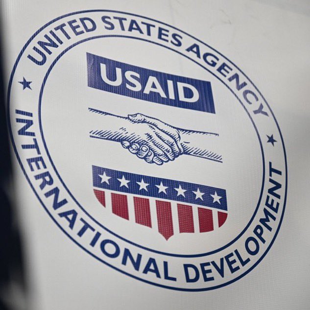 eduardomenoni's tweet image. 🚨| URGENTE: El Departamento de Estado de Estados Unidos está cerrando OFICIALMENTE USAID. Adiós a los chayoteros, medios ensobrados progres y ONG comunistas que vivían del dinero que les daba Estados Unidos ⚠️. ¿Apoyas esta contundente medida?