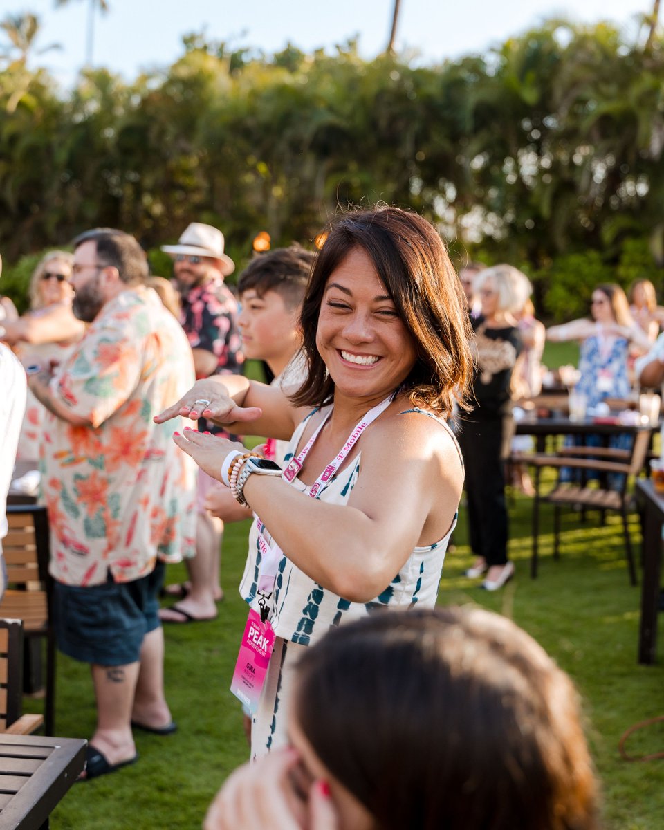I had the honor of spending time with our incredible #PEAK25 winners at a town hall and then the evening luau! 🎉

Their passion, drive, and dedication allow <a href="/TMobile/">T-Mobile</a> to keep raising the bar for our customers.