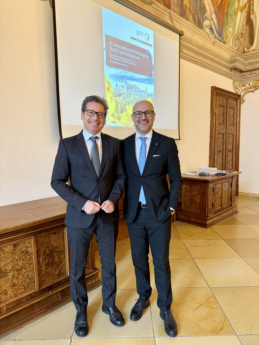 Mit Univ.Prof. DDr. Ratka im Stift Göttweig beim Symposium Recht und Religion. Ein wunderbarer sowie spannender Vortrag von Univ.Prof. DDr. Ratka über „Die Allegorie der guten und schlechten Regierung“.