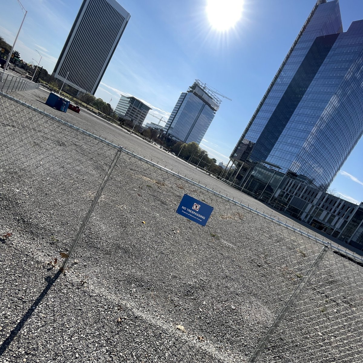 GoSpringstory's tweet image. When I drive by this desolate block in downtown Richmond, I try to recall all the people who said Dominion would almost certainly build a tower here, whose taxes would help pay for the Navy Hill development. Now … the next project here will send money directly to the city.