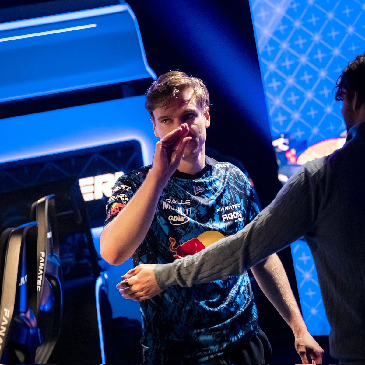 Oracle Red Bull Sim Racing tweet media