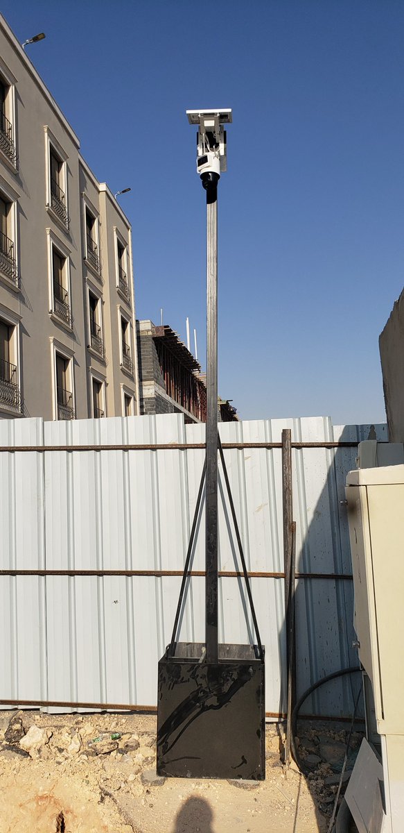 te_ports's tweet photo. تركيب #كاميرات_مراقبة متحركة تعمل بالطاقة الشمسية لمراقبة المشاريع #الرياض https://t.co/Ov1LipJUu6