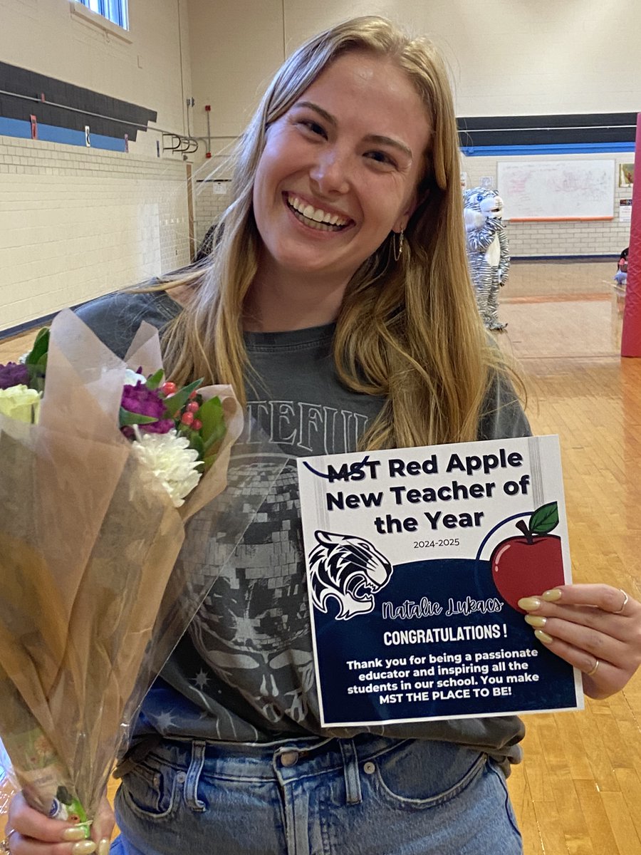 Congratulations to Natalie Lukacs for being named Red Apple New Teacher of the Year for <a href="/MSTMAGNET/">MST Magnet School</a>! This honor goes to exceptional first year teachers at each campus.
<a href="/lauren_bolack/">Dr. Lauren Bolack</a> 
<a href="/IamBranum/">Tabitha Branum</a>
#RISDBeTheOne #RISDAchieve