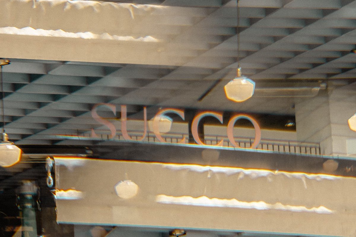 BrandsCocoa's tweet photo. Logo de Succo, un restaurante italiano en Guadalajara. Inspirado en los rizos del fettuccine crudo y la geometría de la tipografía urbana italiana del siglo XX. https://t.co/V6VdHiOamI