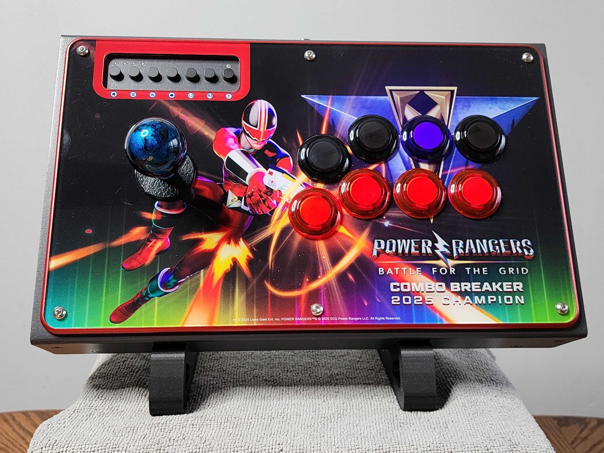 The ultimate prize awaits at Combo Breaker 2025! ⚡🏆 Take first place and win a brand-new Eric Myers Panzer Stick! Think you have what it takes? 🎮 Register now: start.gg/ait2025

Huge thanks to <a href="/omega_blackFGC/">omega_black @ Home</a> for making this happen! 💥