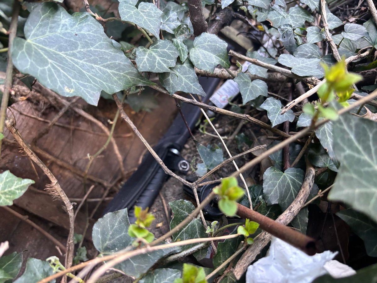 GauciReports's tweet image. Seems to be a daily occurrence… 

#KnifeCrime
#StopKnifeCrime
#EndKnifeCrime
#NoMoreKnives
#KnivesTakeLives