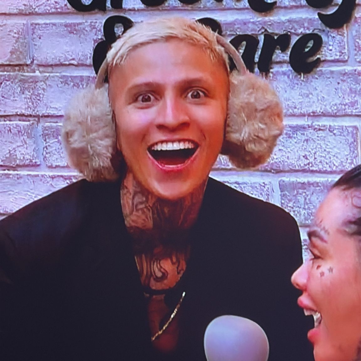 Otra funa más para la Liendra por cansón, ahora deja casi en bolas a Camilo frente a otros compañeros 🤡 aunque todos acá sabemos que producción no le hará absolutamente nada porque es el protegido #LaCasaDeLosFamososCol2 #LaCasaDeLosFamososColombia #LaCasaDeLosFamososCol