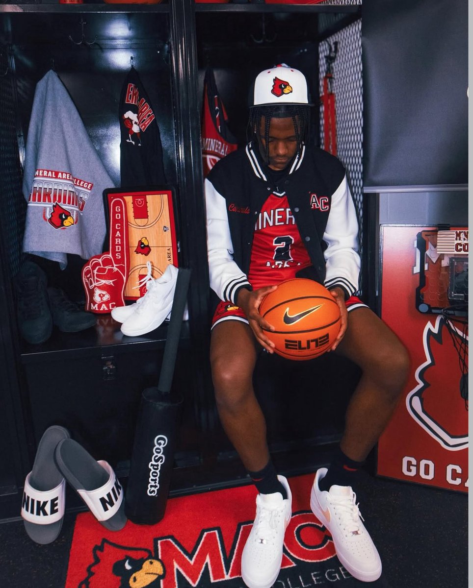 Coach Treal Holland II (@coachtreal2) on Twitter photo 2025 Simeon - Lorenzo Shields <a href="/Lorenz0Shields/">Lorenzo Shields</a> Commits to HC Tony Irons & Mineral Area College was one of the top unsigned players in the state 2025 Simeon - Lorenzo Shields <a href="/Lorenz0Shields/">Lorenzo Shields</a> Commits to HC Tony Irons & Mineral Area College was one of the top unsigned players in the state