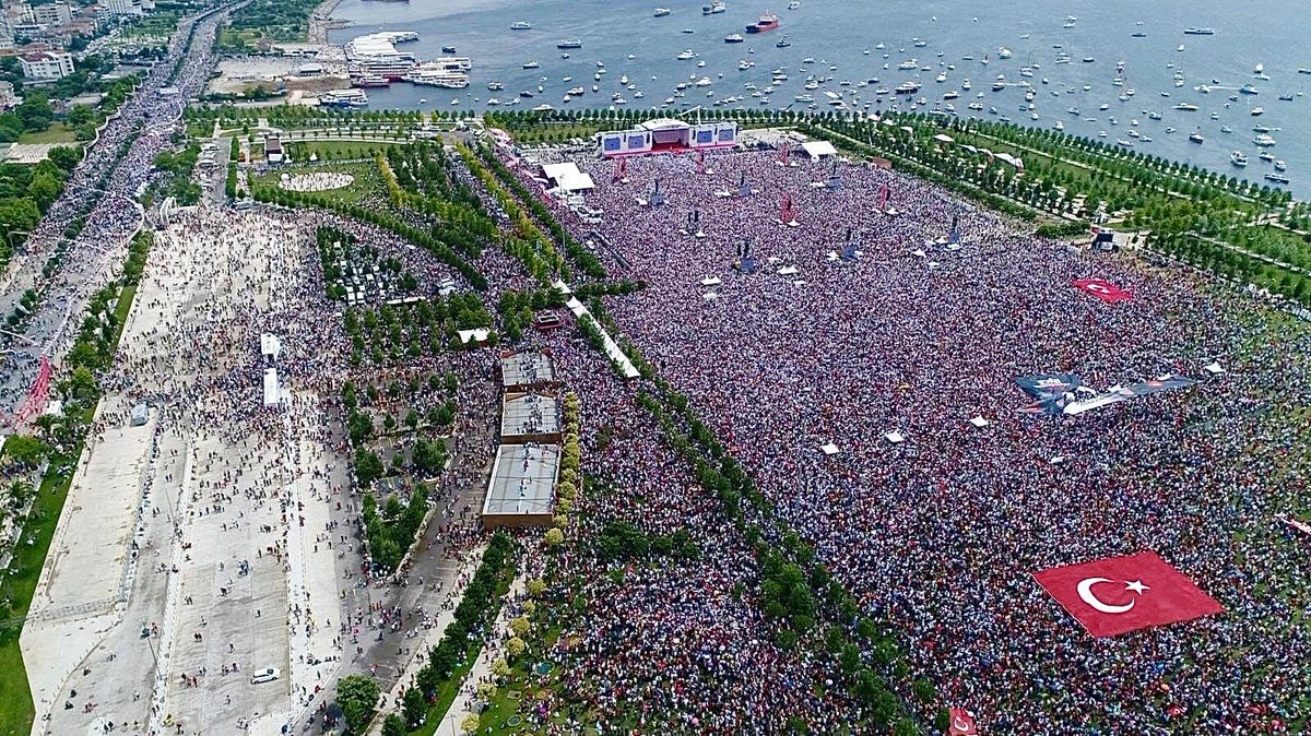 Beyler hoşgeldiniz adım Muharrem mekânın sahibiyim