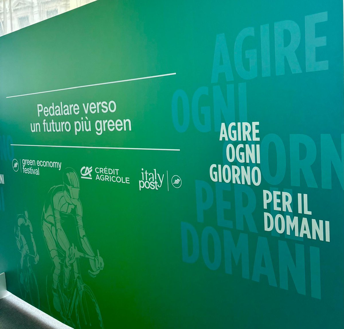 Crédit Agricole Italia (@ca_ita) on Twitter photo Roberto Ghisellini, Condirettore Generale di Crédit Agricole Italia, conclude l’evento del <a href="/gefestival_/">Green Economy Festival</a> “Pedalare verso un futuro più green”: “Sostenere il ciclismo è un modo per rendere concreto il nostro posizionamento: Agire ogni giorno per il domani”. Roberto Ghisellini, Condirettore Generale di Crédit Agricole Italia, conclude l’evento del <a href="/gefestival_/">Green Economy Festival</a> “Pedalare verso un futuro più green”: “Sostenere il ciclismo è un modo per rendere concreto il nostro posizionamento: Agire ogni giorno per il domani”.