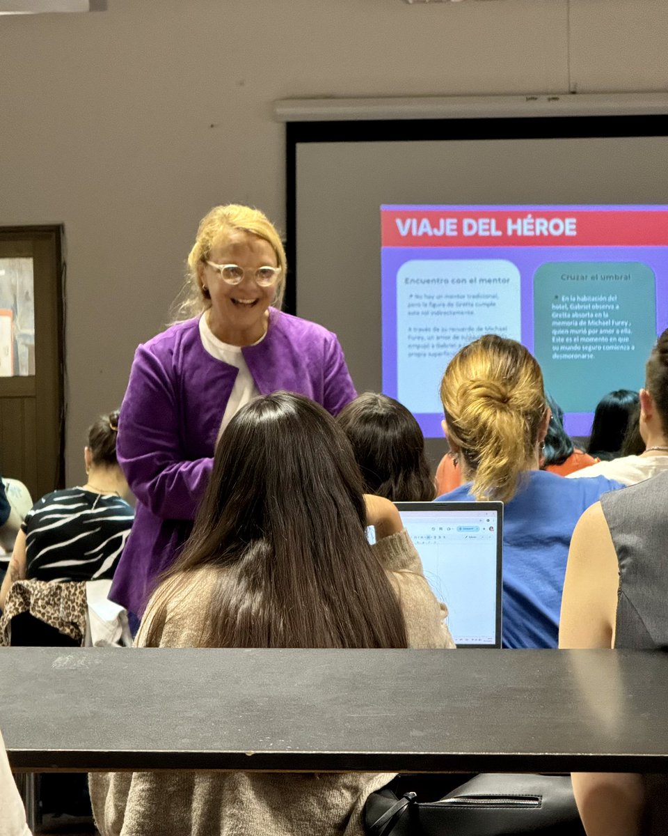 ¡Comenzamos! 🤩

El martes pasado dimos inicio al cuatrimestre y compartimos el Teórico inaugural, que estuvo a cargo de <a href="/esteladomiha67/">Estela</a> (Titular) y <a href="/carogruffat/">Carolina Gruffat</a> (Adjunta).

Estamos muy felices de volver a encontrarnos ❤