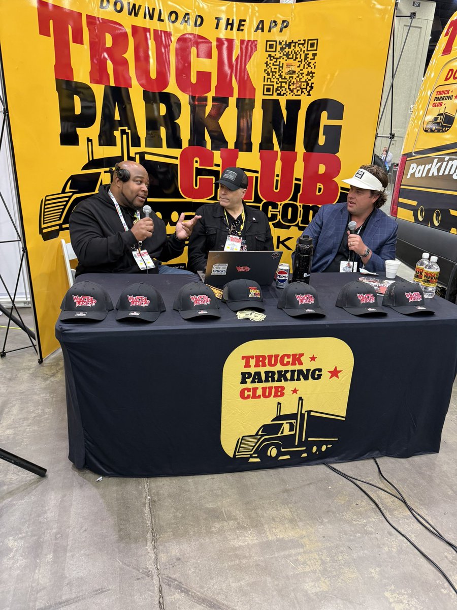 The LOUDEST MAN IN TRUCKING <a href="/IamLarryCothran/">Larry Cothran</a>