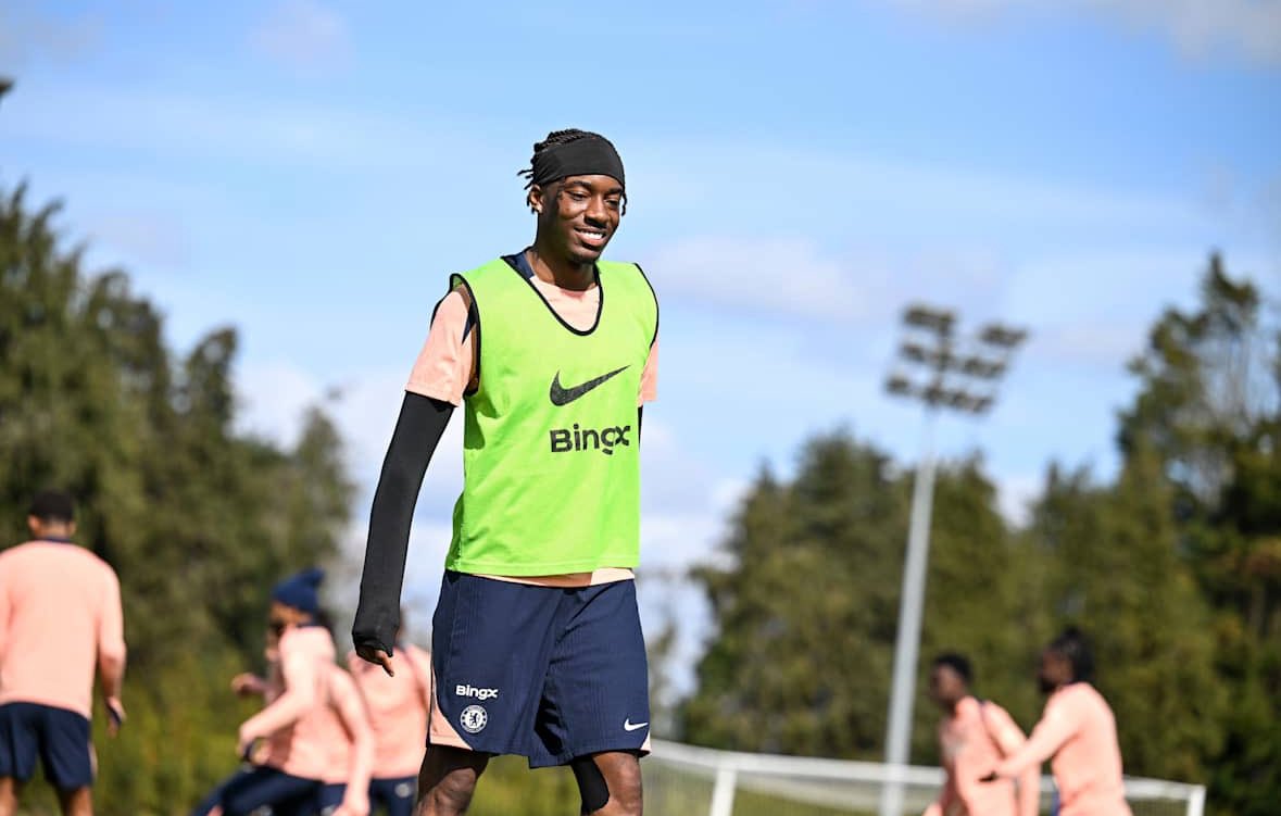 Chelsea confirm Cole Palmer and Noni Madueke are both back in training.🔵