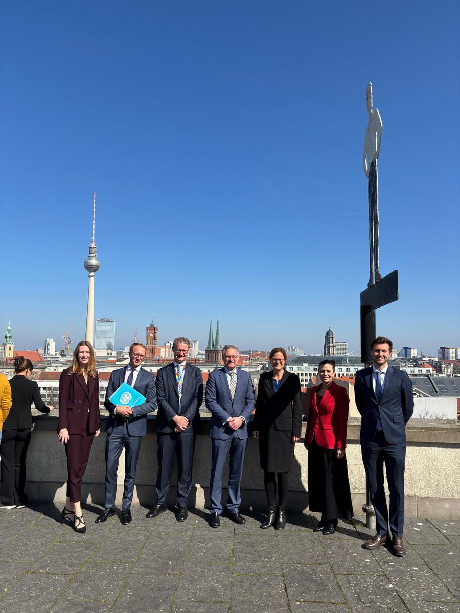Ambassador Thomas Gürber (@swissambun_bern) on Twitter photo Delighted to meet my new 🇩🇪 colleague Ambassador Dr. Katharina Stasch today in the context of our annual bilateral consultations. Discussed promising common action for #EffectiveMultilateralism 🇺🇳. <a href="/swiss_un/">SwitzerlandUN</a> <a href="/GermanyUN/">Germany in the United Nations</a> Delighted to meet my new 🇩🇪 colleague Ambassador Dr. Katharina Stasch today in the context of our annual bilateral consultations. Discussed promising common action for #EffectiveMultilateralism 🇺🇳. <a href="/swiss_un/">SwitzerlandUN</a> <a href="/GermanyUN/">Germany in the United Nations</a>