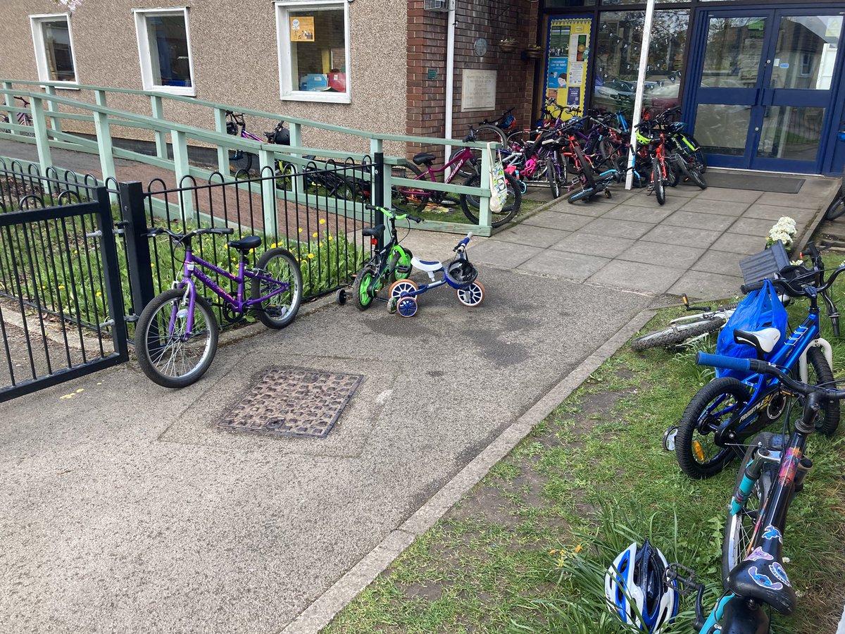 Will - Active Journeys | South East Wales (@aj_sewales) on Twitter photo Amazing to see so many bikes, scooters and pupils walking to school at #SomertonPrimary in <a href="/NewportCouncil/">Newport City Council</a>.
Arriving at school energised and ready to learn. They’re absolutely smashing #BigWalkAndWheel 2025!!! Well done all!!!!!
<a href="/SustransCymru/">Sustrans Cymru</a> <a href="/Sustrans/">Sustrans</a> <a href="/WelshGovernment/">Welsh Government</a> Amazing to see so many bikes, scooters and pupils walking to school at #SomertonPrimary in <a href="/NewportCouncil/">Newport City Council</a>.
Arriving at school energised and ready to learn. They’re absolutely smashing #BigWalkAndWheel 2025!!! Well done all!!!!!
<a href="/SustransCymru/">Sustrans Cymru</a> <a href="/Sustrans/">Sustrans</a> <a href="/WelshGovernment/">Welsh Government</a>