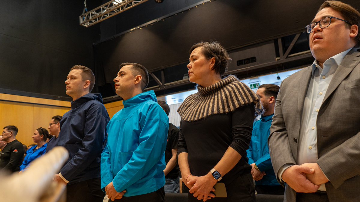 Grønland får snart ny naalakkersuisut. En koalitionsaftale er underskrevet og skal nu godkendes af Inatsisartut. 

📸 Jeg tog billeder.