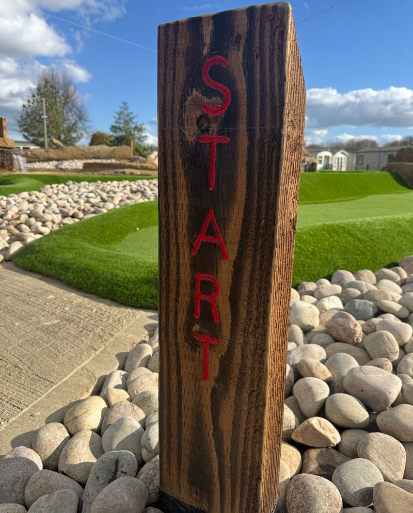 Cosgrovepark's tweet image. Another day, another addition to the Adventure Golf! 🌞🏌️

Well done Carl.T &amp;amp; Shannon for making these Start &amp;amp; End posts! 🤩

Not long now! 😍

#CosgrovePark #InsideCosgrovePark #LivingTheDream #HappyPlace #HolidayPark #Relaxation #HolidayHomes #TouringCaravans