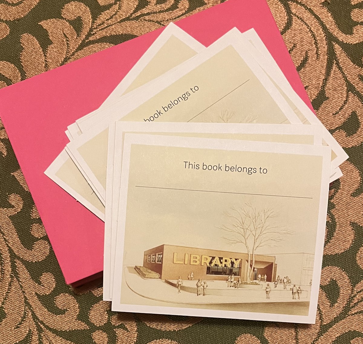 AndorraLibrary's tweet image. Tomorrow, at the 50th birthday of the Andorra Library, The Friends of the Andorra Library are selling bookplates with the architect's rendering of the Andorra Library in 1973.
5 bookplates for $5. As always, donations can be made at
andorrafriends.wixsite.com/info