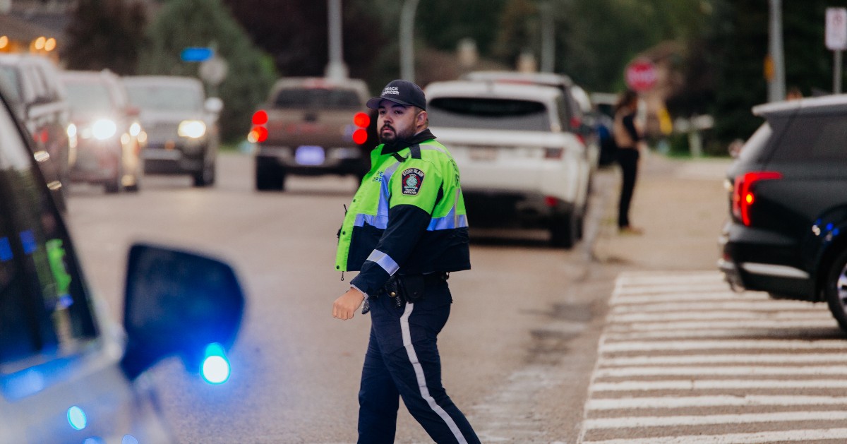 Apply to be a part of Stony Plain’s new Policing Committee. Help support and advocate for local policing alongside the RCMP.
Up to 6 residents will be selected for 2- or 3-year 
terms. 

Apply by April 14, 2025 at stonyplain.com/boards.
