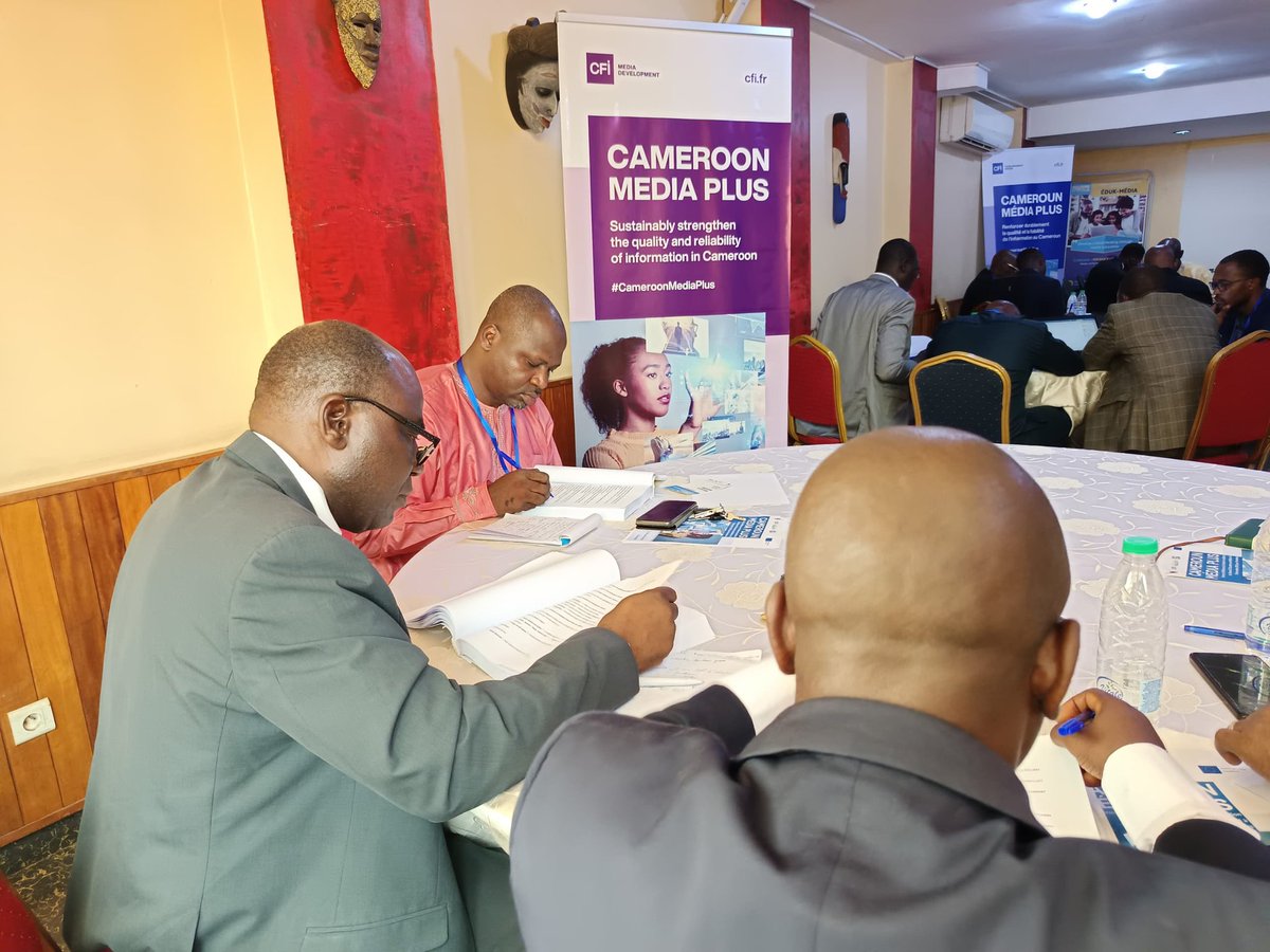 EdukMedia's tweet image. 🚀#CamerounMediaPlus est lancé 
Jour 1 de l&apos;atelier de validation technique du Manuel d&apos;EMI pour les enseignants.
De nombreux experts mobilisés pour apporter de la substance à ce tout premier outil EMI pour enseignants au Cameroun
@CFImedias @IFJGlobal 
Financé par @UEauCameroun