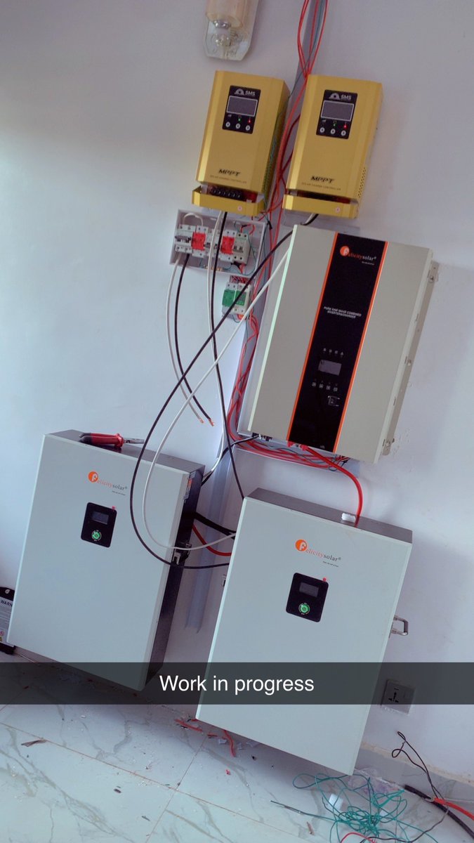 eminaaniHiffy's tweet photo. A 10kva installation with two 10kwh, 51.2v lithium battery to power all house hold appliances.
16 panels (44v, 450watts).
#solarenergy #solarinstallation #StateOfEmergency #30daysrantchallange #NATASHA #Nigeria #Raye #ThisIsWhatiDo
#CentauriSolarEnegy https://t.co/Q1a0JMisuB