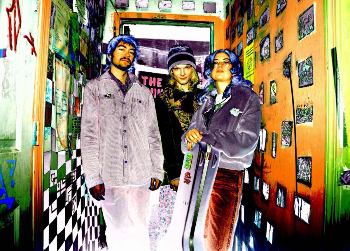 hiiii new hiding places feature just dropped with my body with blood check it ouuuutt open.spotify.com/album/2XZtcJ78…