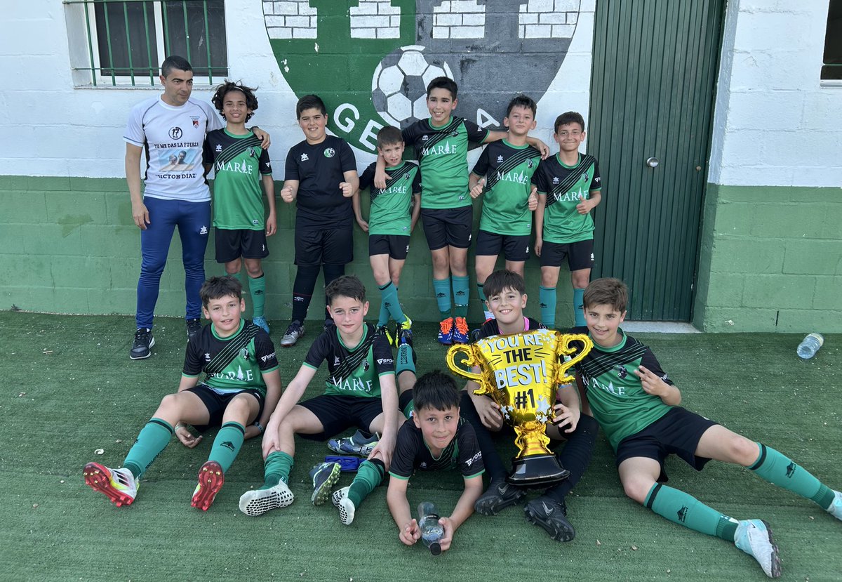 🏆 El Alevín “C” se proclama 𝐂𝐀𝐌𝐏𝐄𝐎́𝐍 𝐃𝐄 𝐋𝐈𝐆𝐀. 

👏🏻 ¡ENHORABUENA!

#CreceConNosotros