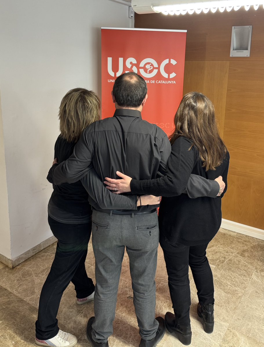 Per una Jubilació Parcial digna, 
D'esquena però no en silenci.
Seguirem lluitant per un dret nostre💪🏼La jubilació parcial és una necessitat, no un caprici
#parcialconcertada <a href="/eniubo/">Esther Niubó</a> <a href="/educaciocat/">Educació</a>