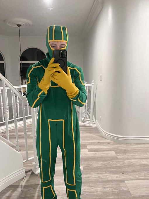 The streets better watch out tonight https://t.co/sNPtkjw9TB