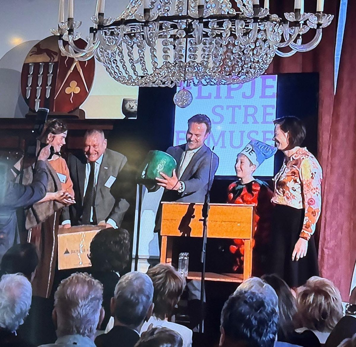 PvdB Tiel tweet media