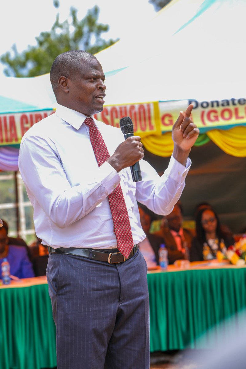 CharlyDanny91's tweet photo. This week Hon @NdindiNyoro has been tirelessly working for people of Kiharu Constituency launching several projects to make sure they are all working smoothly. 
#NN2theFuture🇰🇪💯🤝

#RutoMustGo The NIS Duale #WelcomeMtkenya Maraga CDF Raila Odinga https://t.co/2RyuN4JqiA