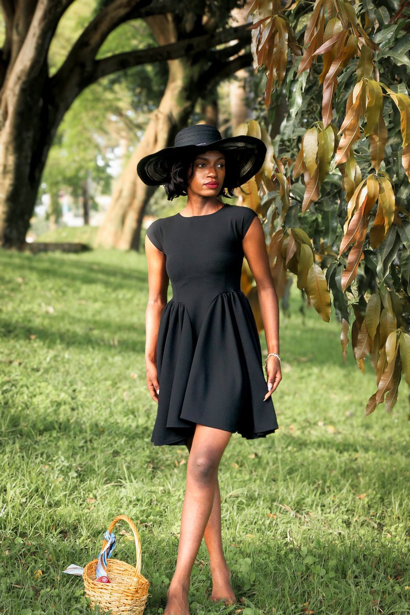 POV: You found the perfect dress 🖤

nudebasics.site