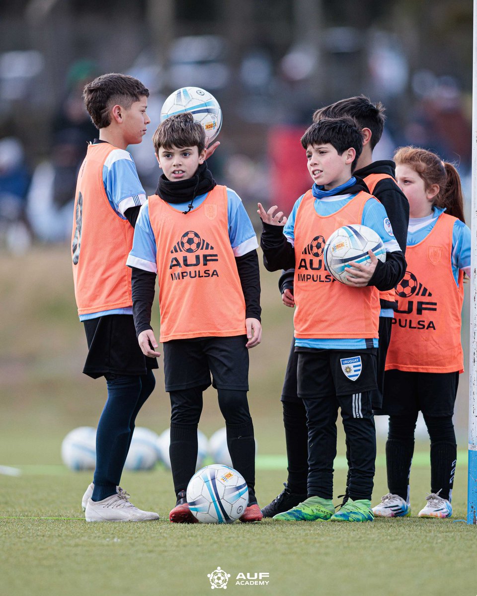 🫂 𝑵𝒐𝒔 𝒗𝒐𝒍𝒗𝒆𝒎𝒐𝒔 𝒂 𝒆𝒏𝒄𝒐𝒏𝒕𝒓𝒂𝒓

Este domingo AUF Academy inicia su temporada 2025 en el Complejo Celeste. 

📌 Consultá por wpp 098500346
📩 auf.academy@auf.org.uy

🎟️ Inscripciones: bit.ly/AUFAcademy